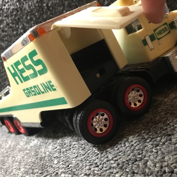 Hess Gasoline Reuxk - Picture 5 of 10